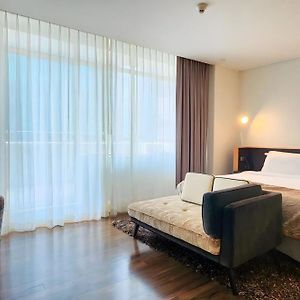 Malcolm Suite